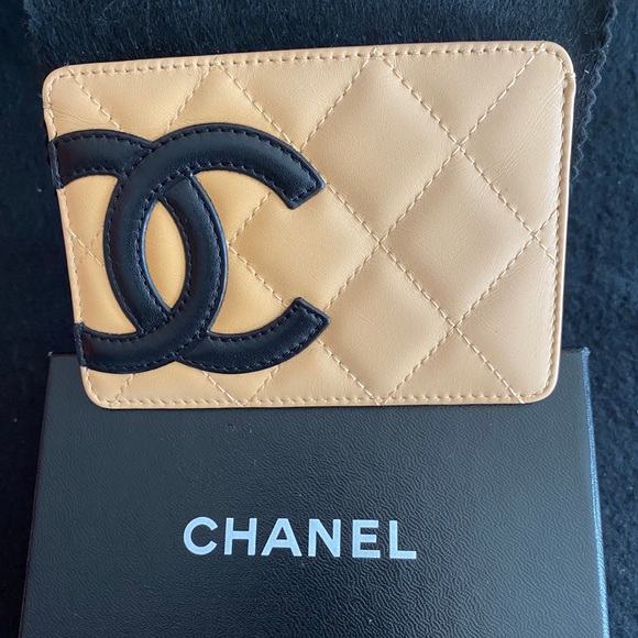 CHANEL CAMBON QUILTED CARD HOLDER - Picture 1 of 10